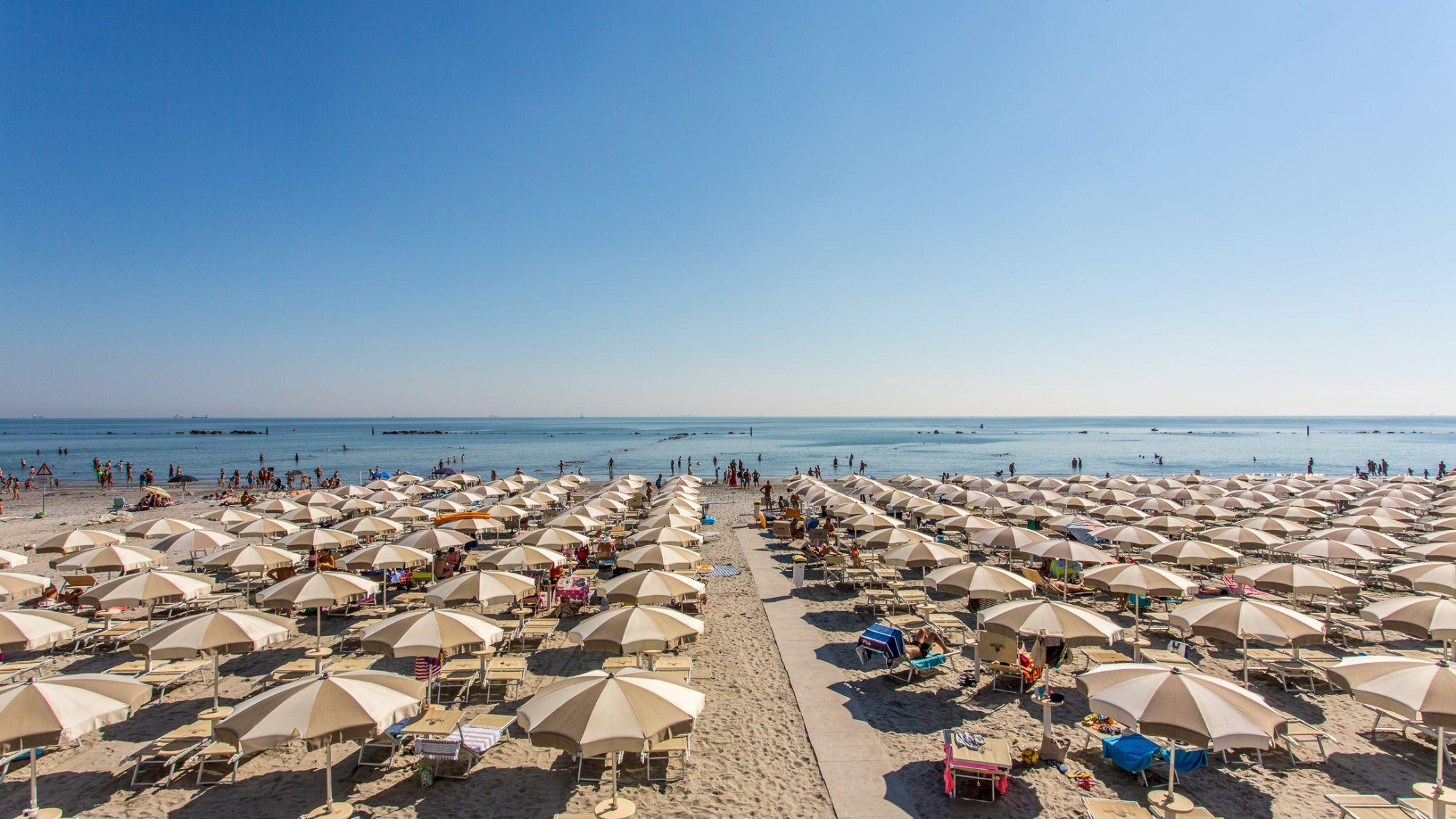 Club Del Sole Pini Boutique Resort Punta Marina Exteriör bild