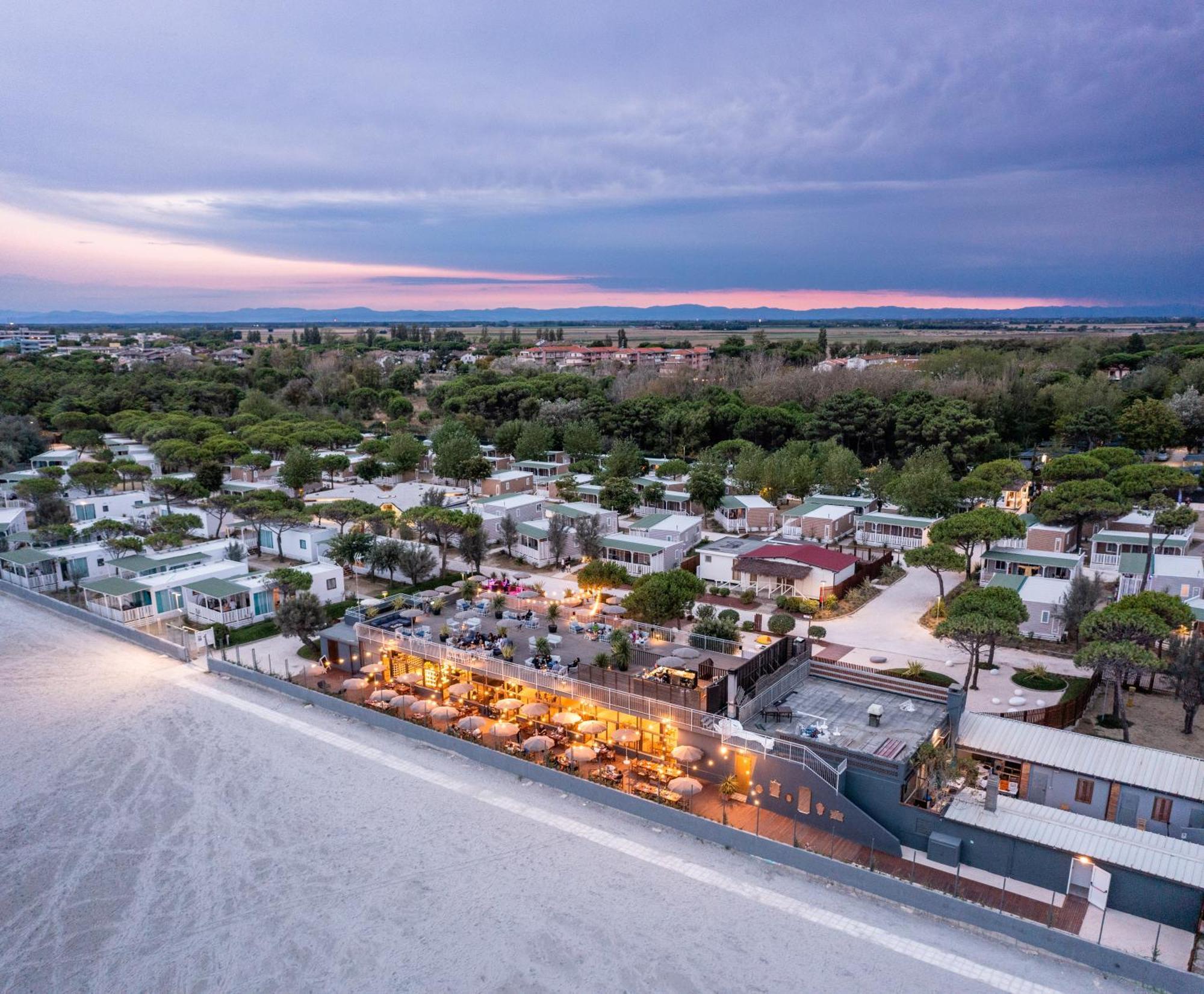 Club Del Sole Pini Boutique Resort Punta Marina Exteriör bild